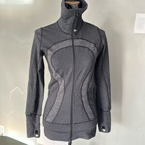Lululemon size 4 in stride jacket